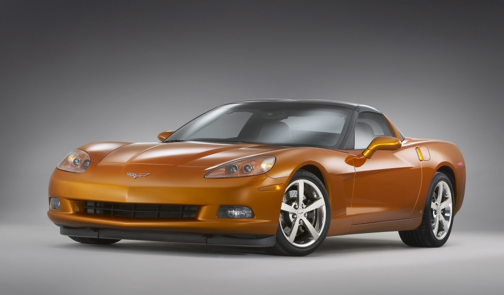 Corvette Front And Side Low View 2008 for 1024 x 600 widescreen resolution