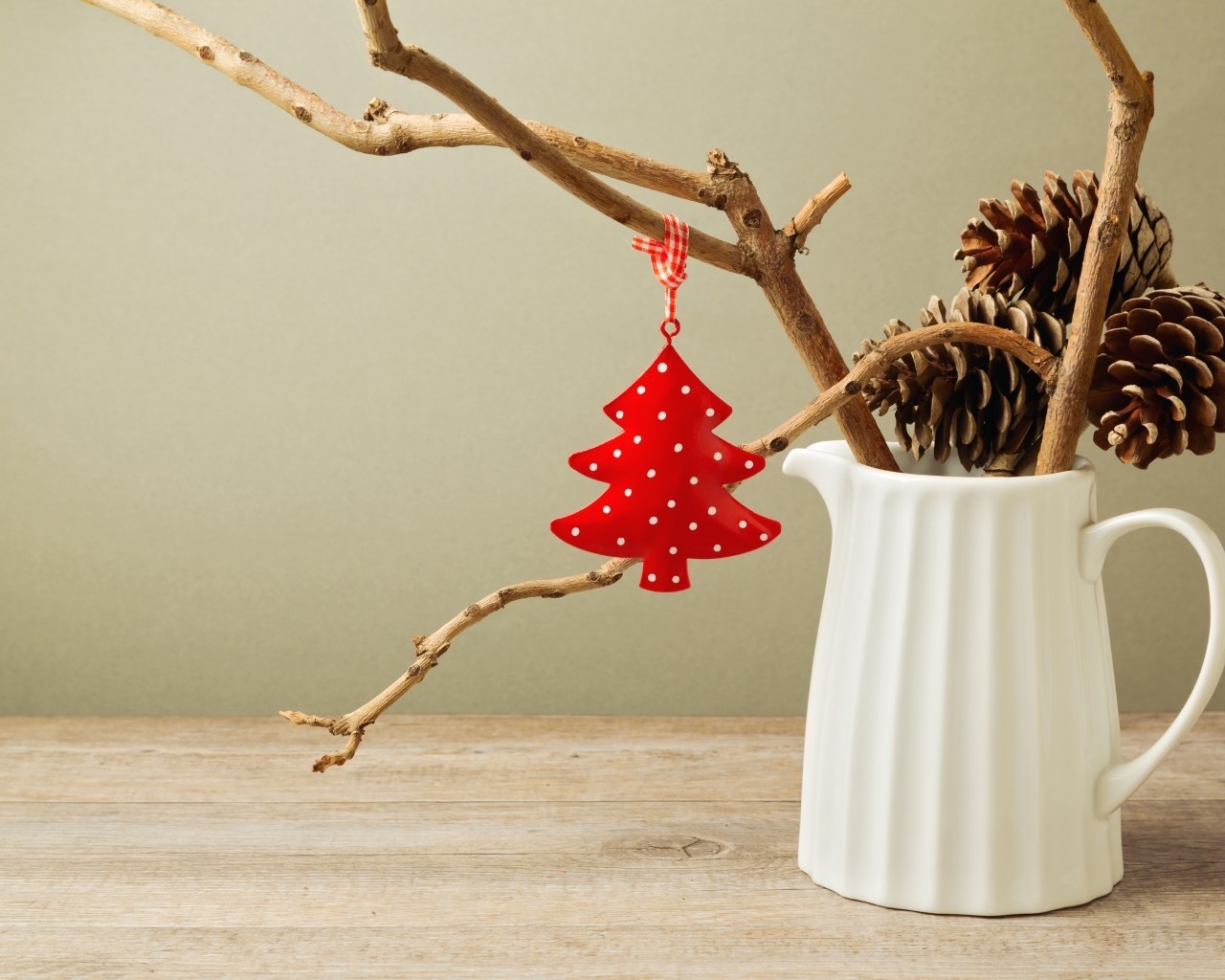 Creative Christmas Decorations for 1280 x 1024 resolution
