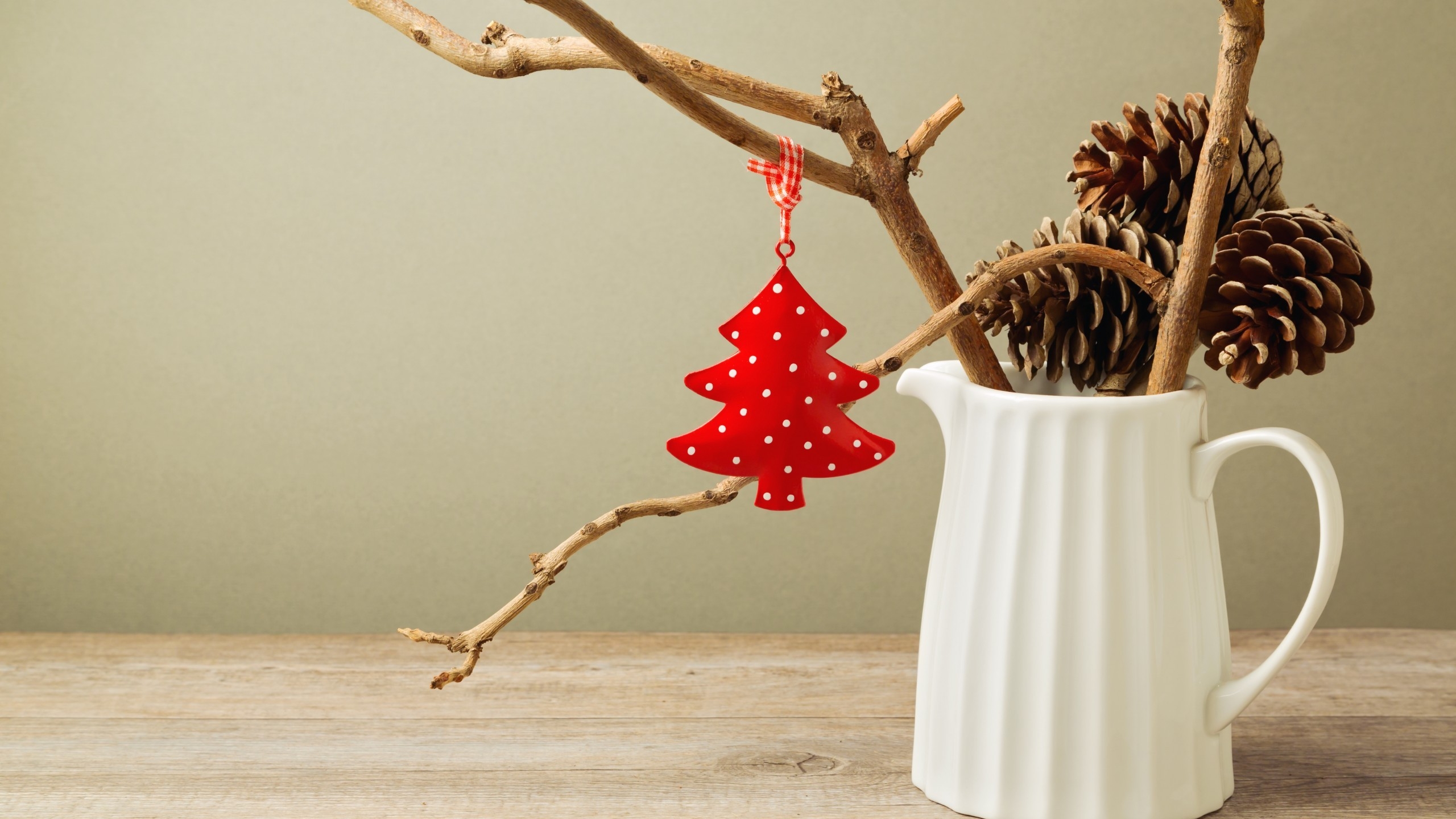 Creative Christmas Decorations for 2560x1440 HDTV resolution