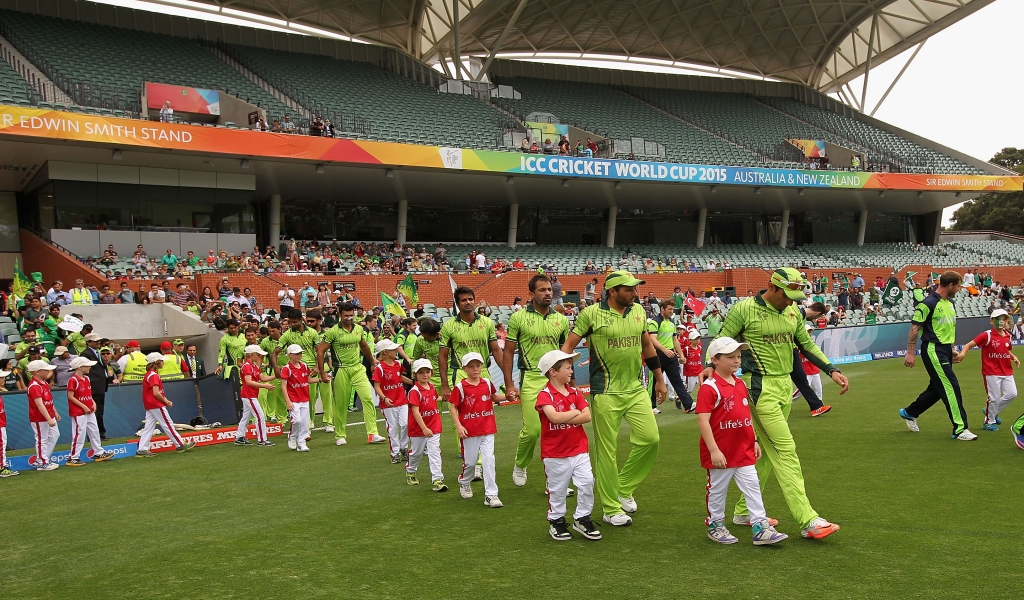 Cricket Pakistan and Ireland for 1024 x 600 widescreen resolution