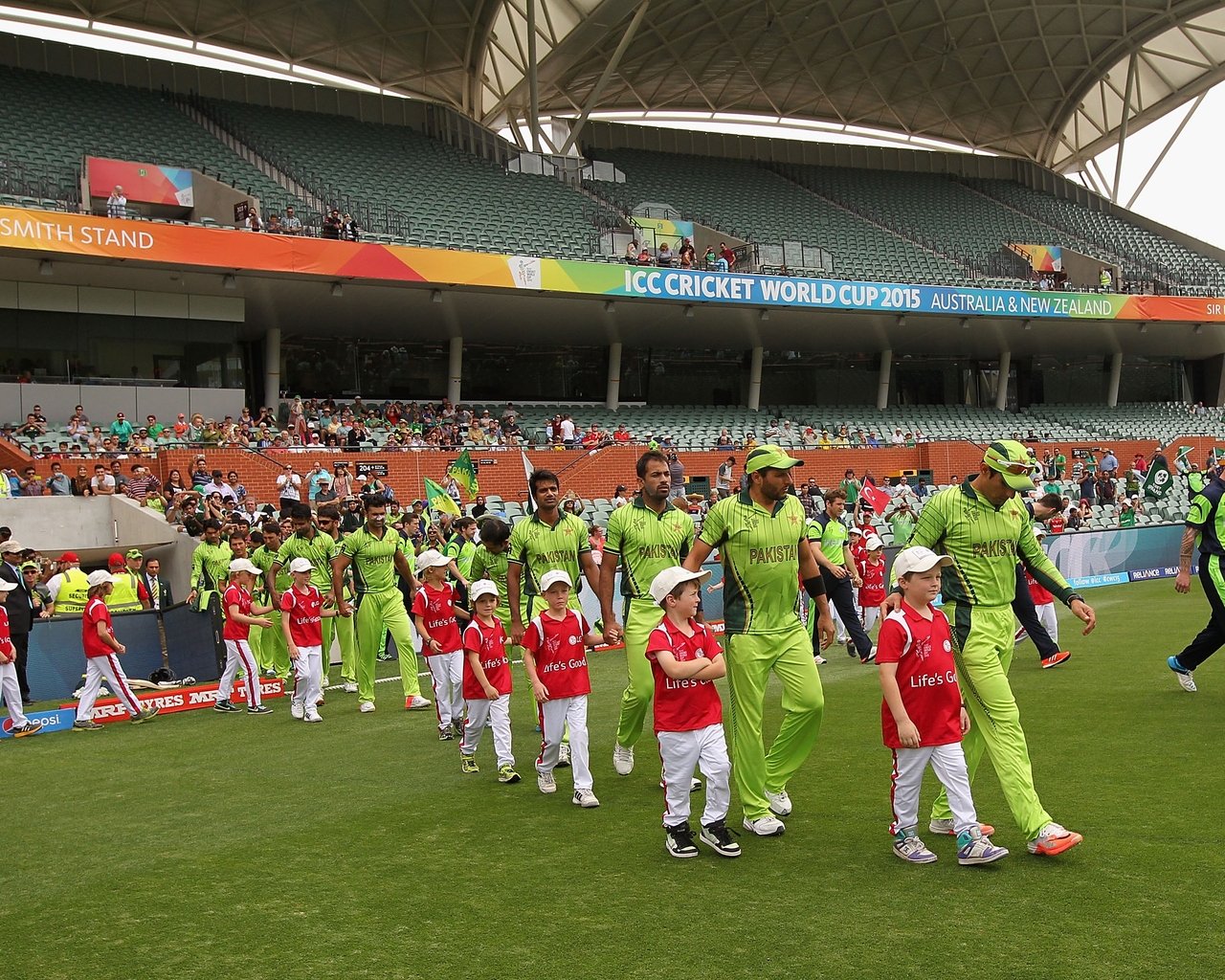 Cricket Pakistan and Ireland for 1280 x 1024 resolution