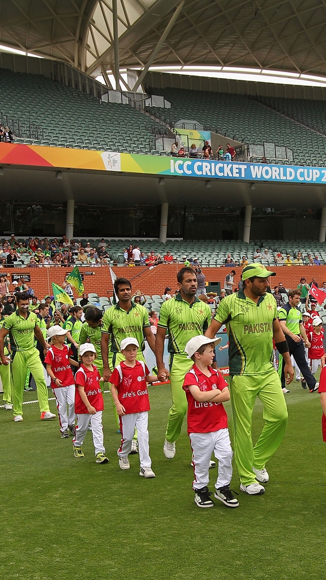 Cricket Pakistan and Ireland for 640 x 1136 iPhone 5 resolution