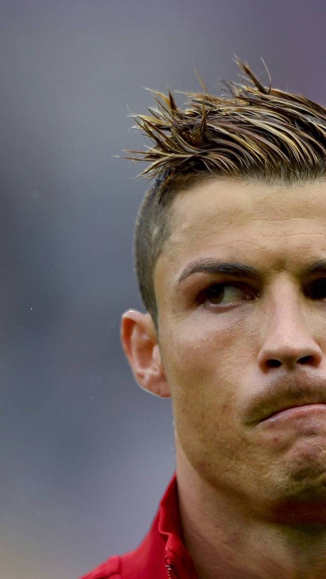 Cristiano Ronaldo Jib for 640 x 1136 iPhone 5 resolution