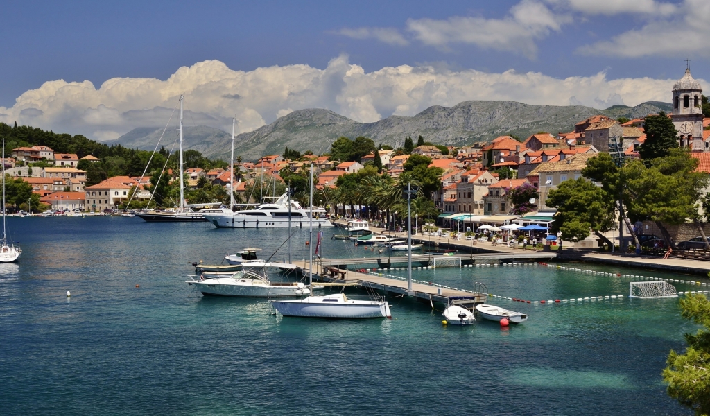 Croatia Port View for 1024 x 600 widescreen resolution