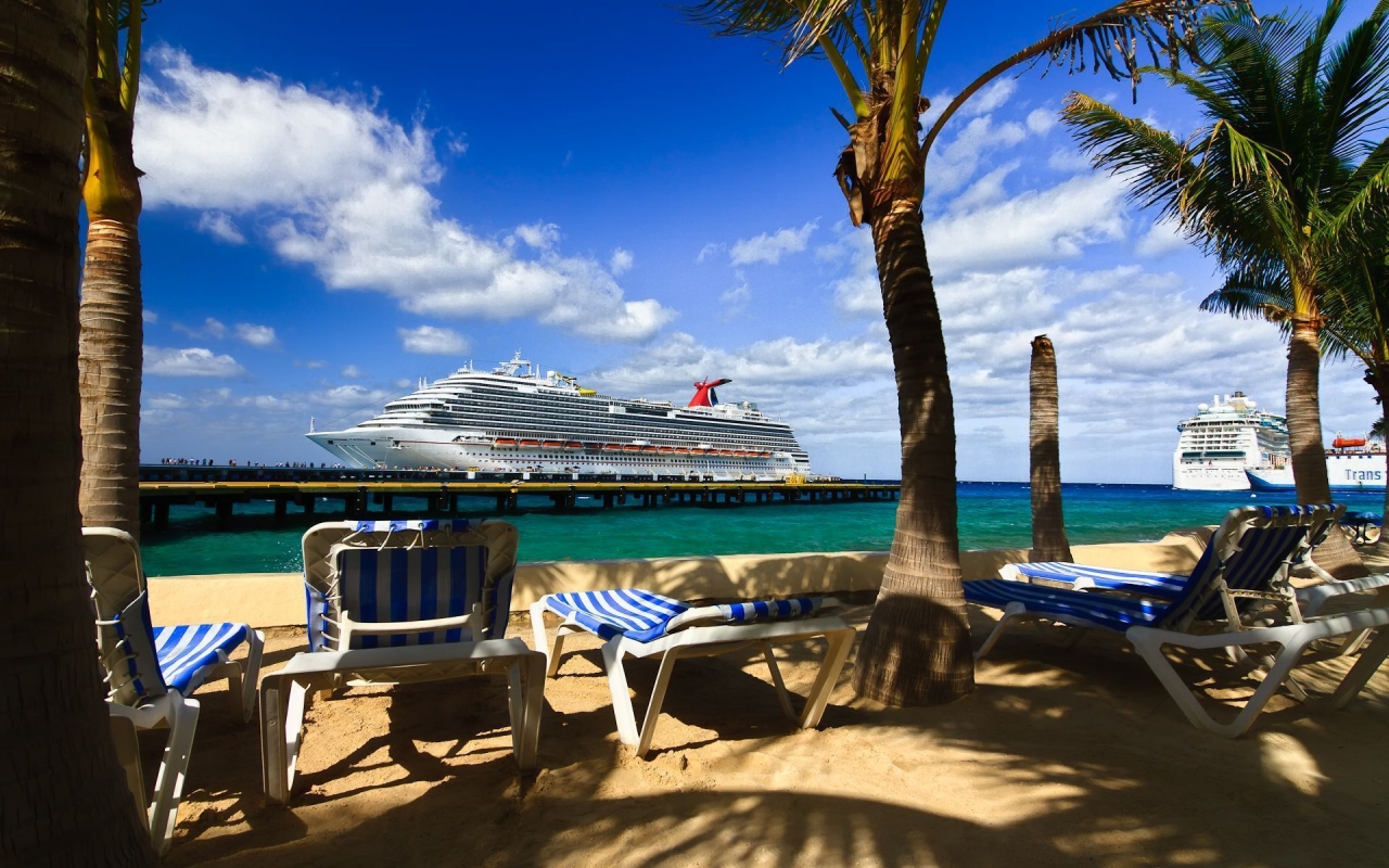 Cruise Ships for 1280 x 800 widescreen resolution