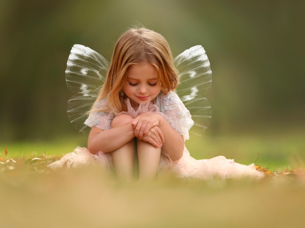 Cute Little Fairy for 1024 x 768 resolution