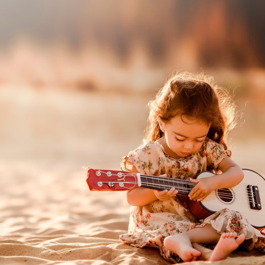 Cute Little Girl Playing Guitar for 1024 x 1024 iPad resolution