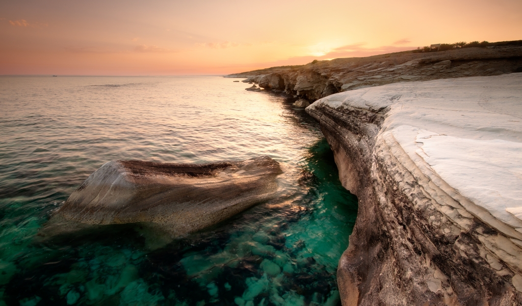 Cyprus Coast for 1024 x 600 widescreen resolution