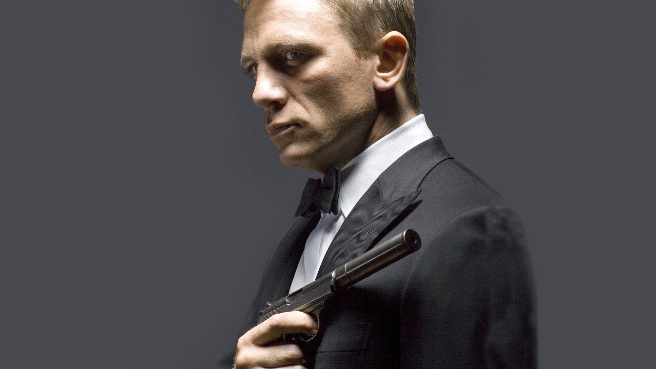 Daniel Craig 007 for 1280 x 720 HDTV 720p resolution