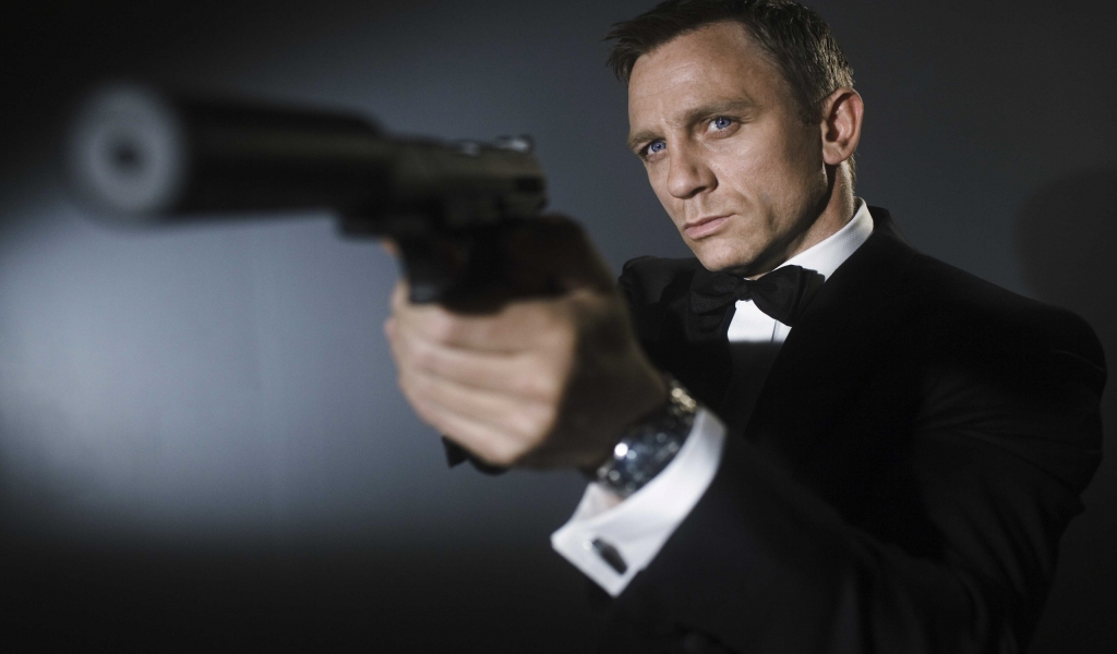Daniel Craig James Bond for 1024 x 600 widescreen resolution