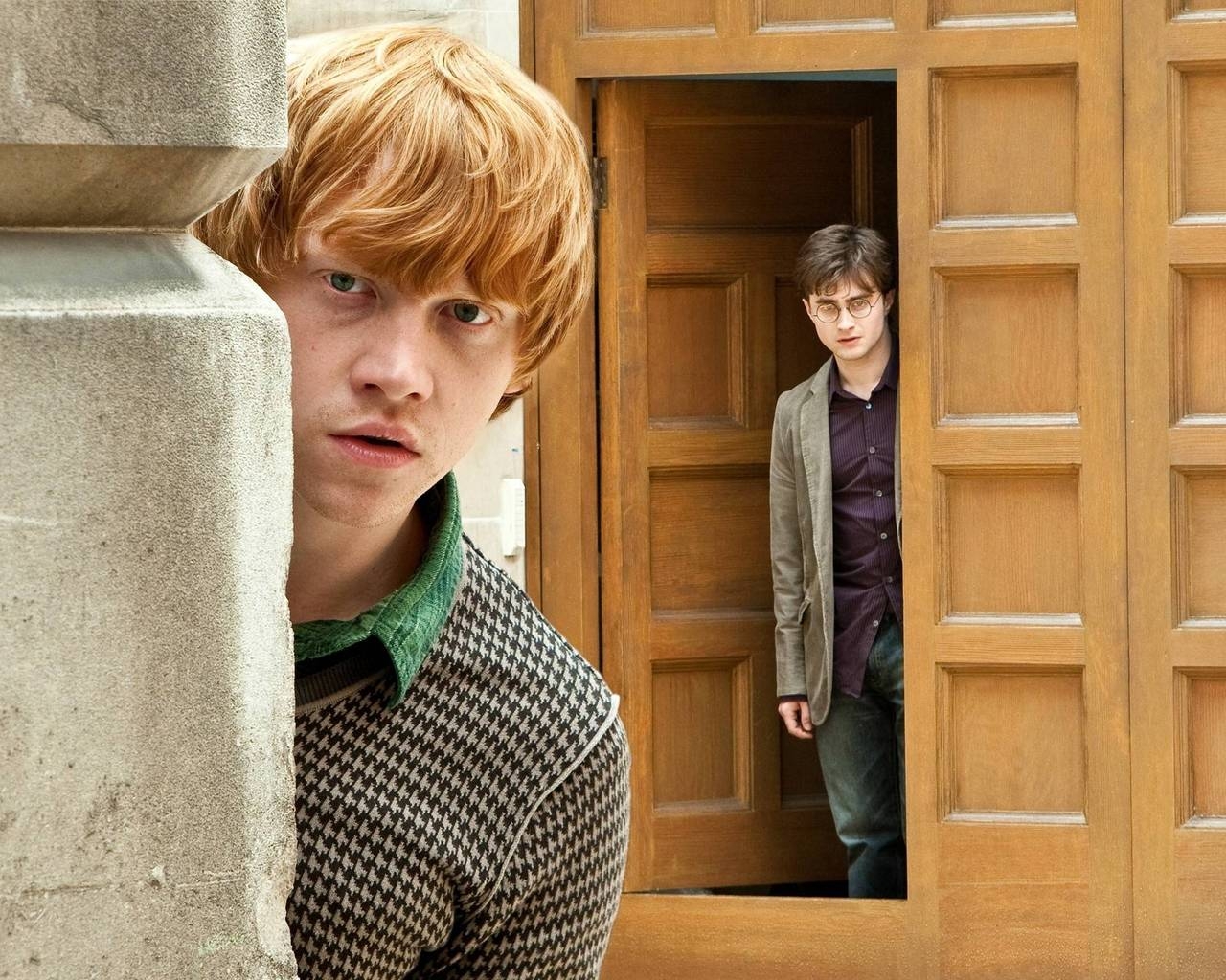Daniel Radcliffe and Rupert Grint for 1280 x 1024 resolution