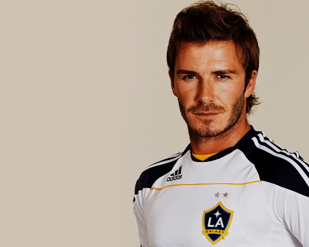 David Beckham Smile for 1280 x 1024 resolution