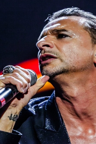 David Gahan Depeche Mode for 320 x 480 iPhone resolution