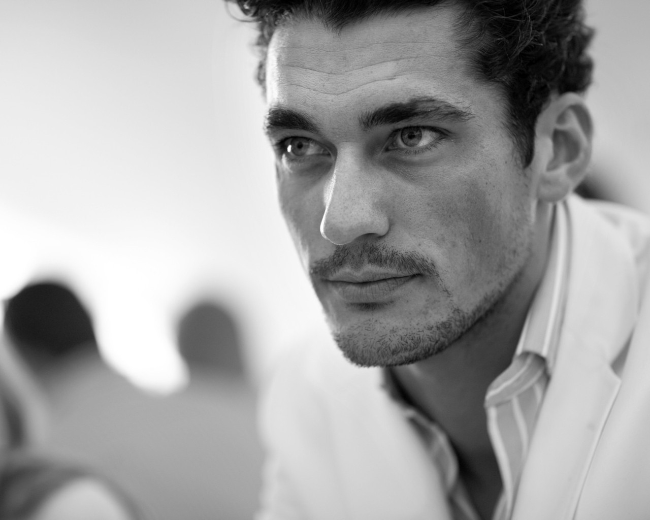 David Gandy Serious Face for 1280 x 1024 resolution