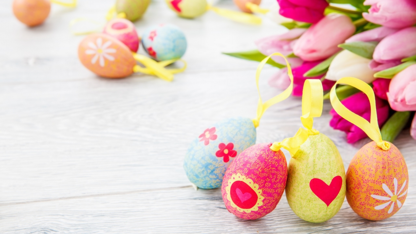 Decorative Easter Eggs for 1366 x 768 HDTV resolution