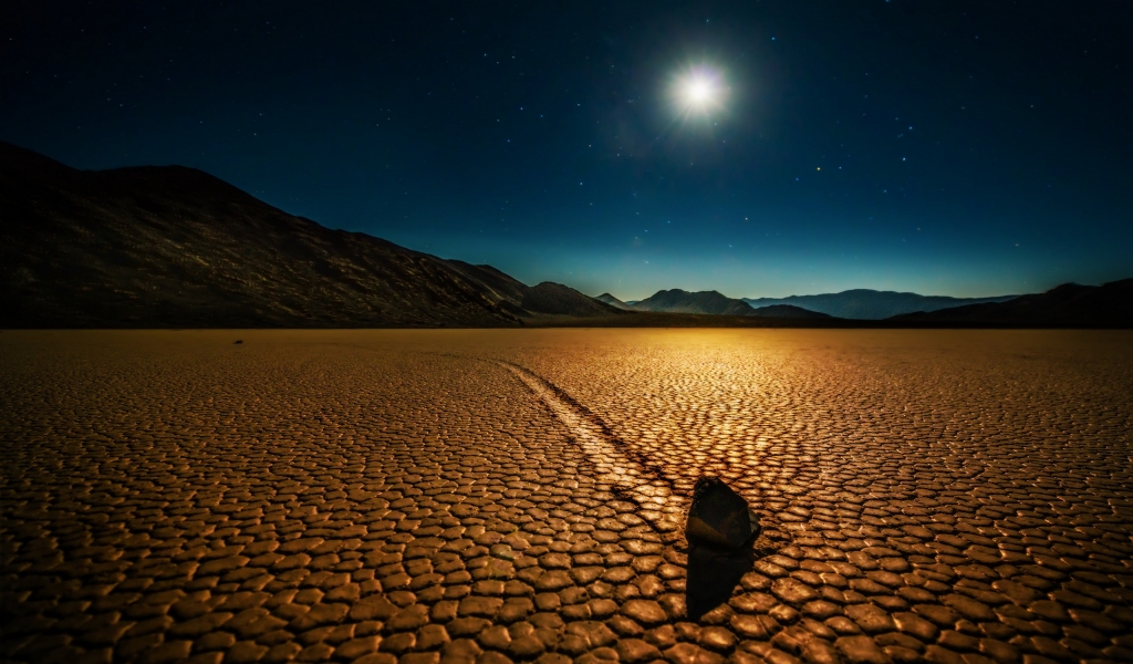 Desert Night Landscape for 1024 x 600 widescreen resolution