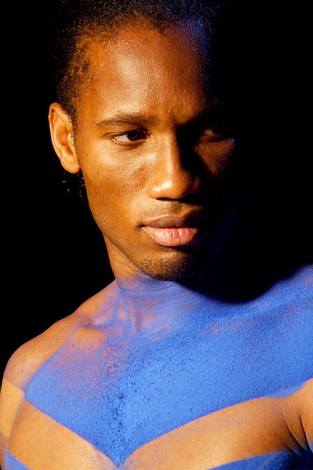 Didier Drogba for 640 x 960 iPhone 4 resolution