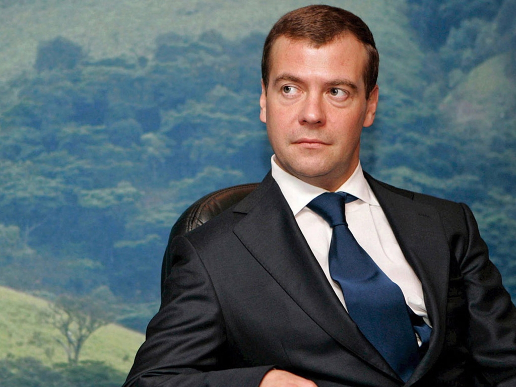 Dmitry Medvedev for 1024 x 768 resolution