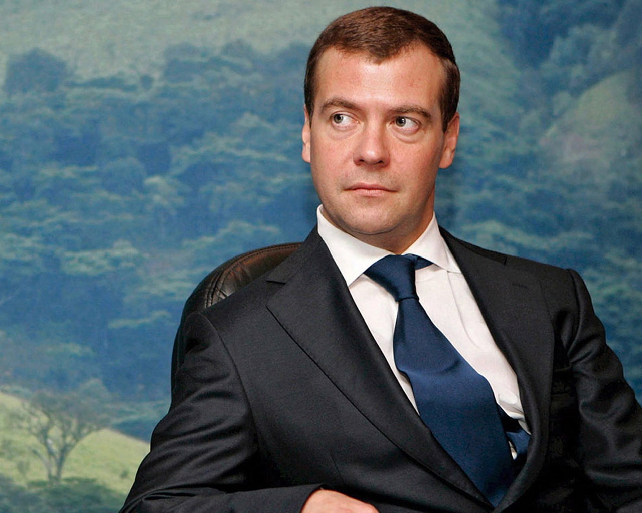 Dmitry Medvedev for 1280 x 1024 resolution