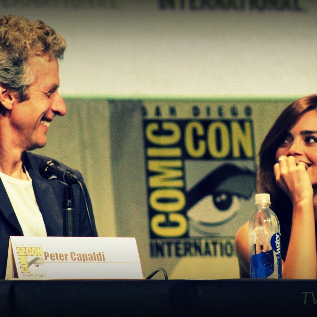 Doctor Who Peter Capaldi and Jenna Coleman at Comic Con for 1024 x 1024 iPad resolution