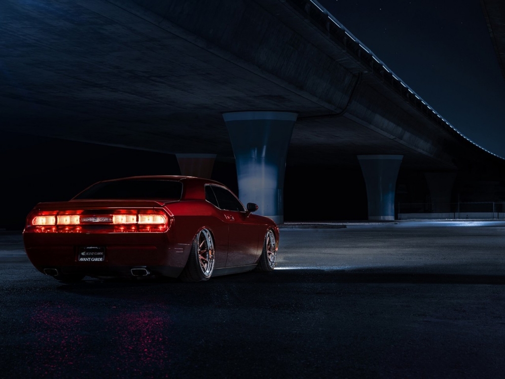 Dodge Challenger Avant Garde Back View for 1024 x 768 resolution