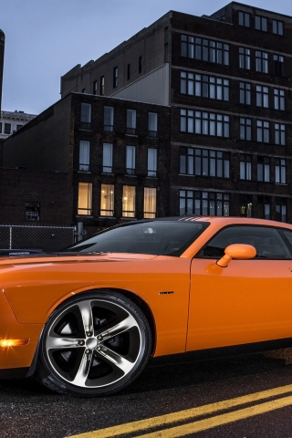 Dodge Challenger HEMI for 320 x 480 iPhone resolution