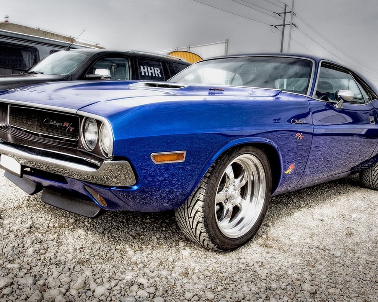 Dodge Challenger R T for 1280 x 1024 resolution