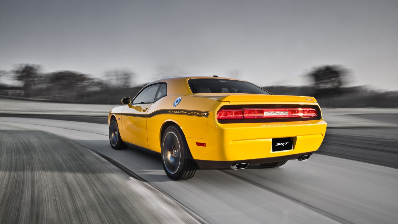 Dodge Challenger Yellow Jacket for 1280 x 720 HDTV 720p resolution