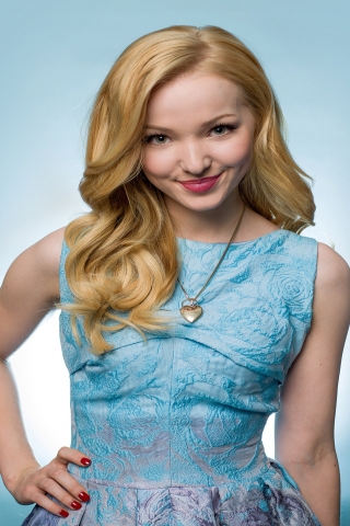 Dove Cameron for 320 x 480 iPhone resolution