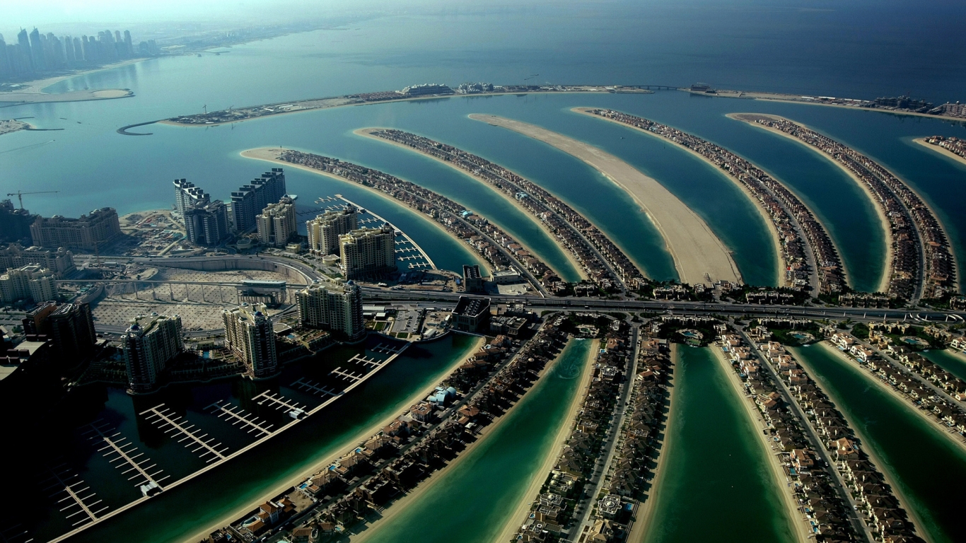 Dubai Palm Island for 1366 x 768 HDTV resolution