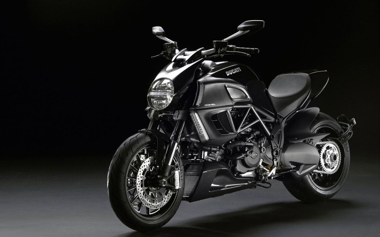 Ducati Diavel 2011 for 1280 x 800 widescreen resolution