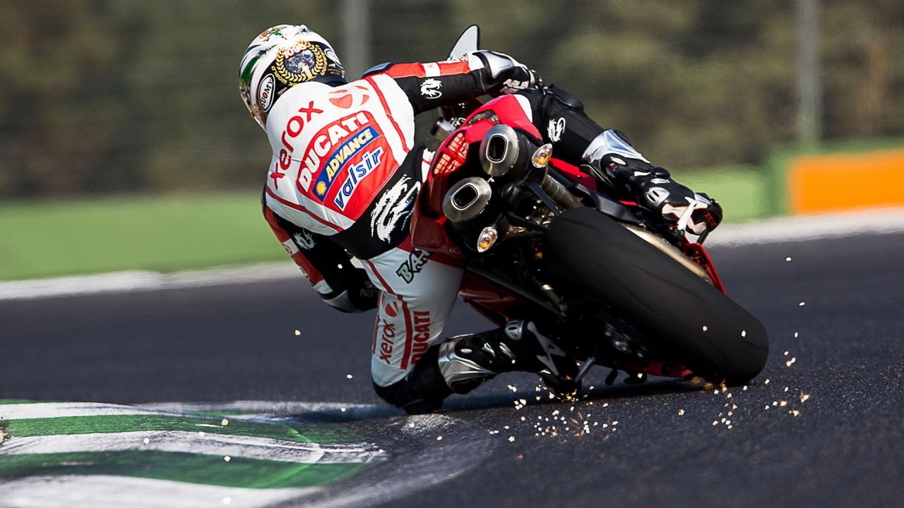 Ducati Moto Driver for 1280 x 720 HDTV 720p resolution