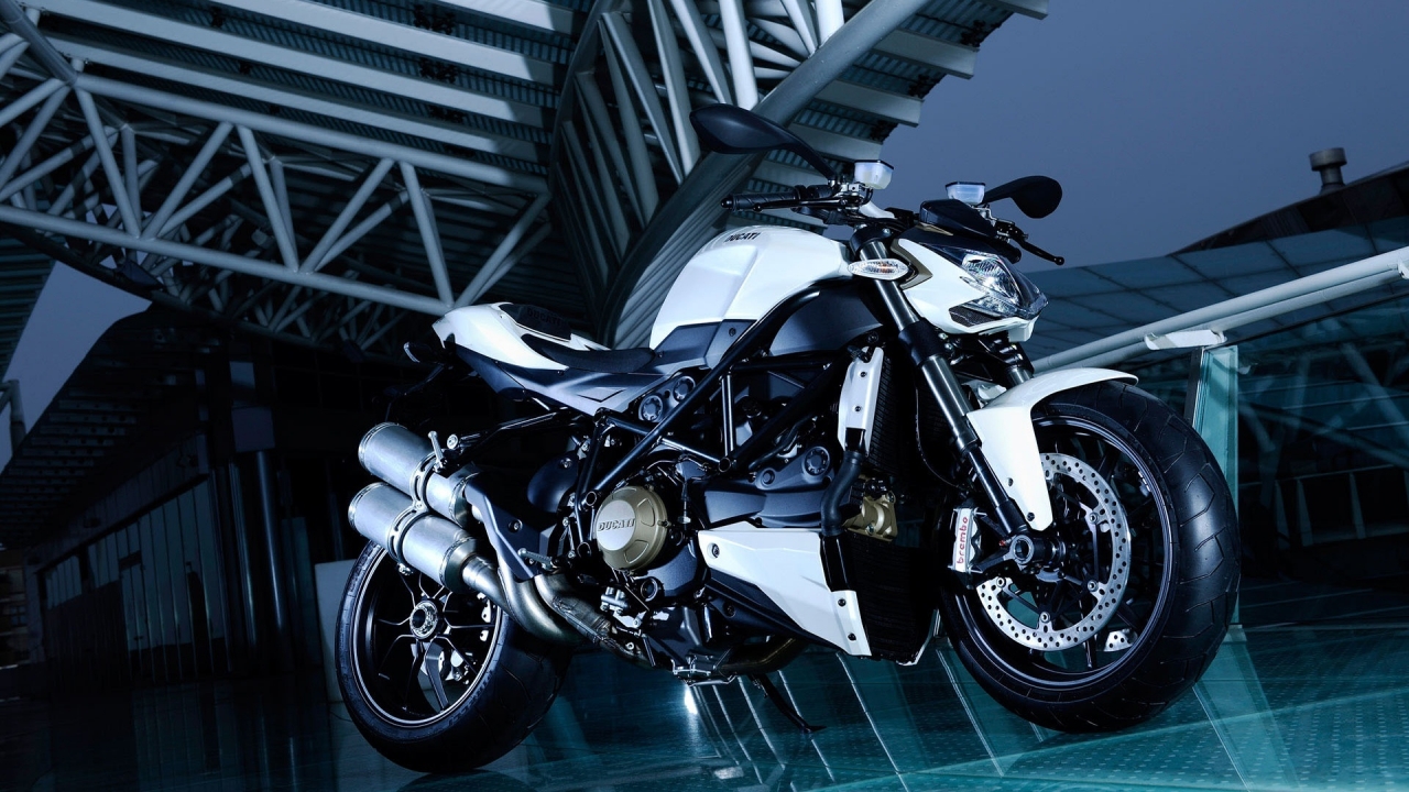 Ducati Streetbike for 1280 x 720 HDTV 720p resolution