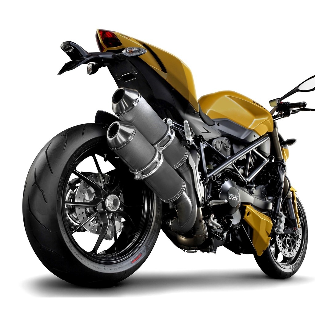  Ducati Streetfighter Rear for 1024 x 1024 iPad resolution