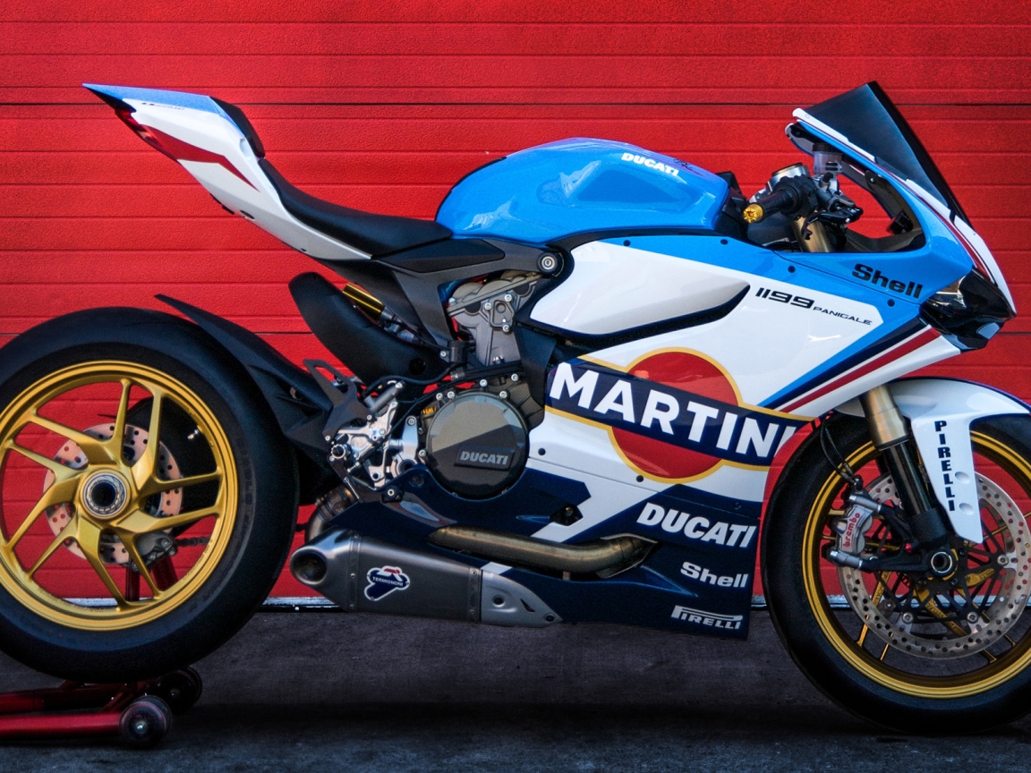 Ducati superbike 1199 Panigale for 1152 x 864 resolution