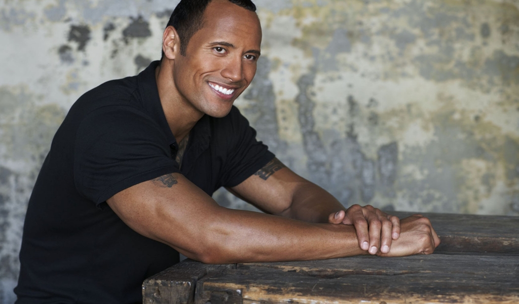 Dwayne Johnson Smiling for 1024 x 600 widescreen resolution