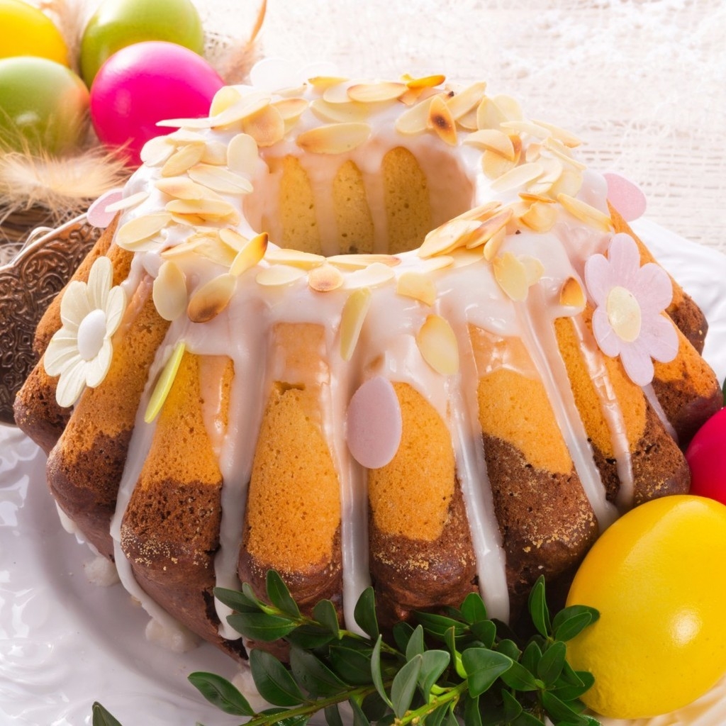 Easter Cake for 1024 x 1024 iPad resolution