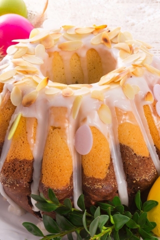 Easter Cake for 320 x 480 iPhone resolution