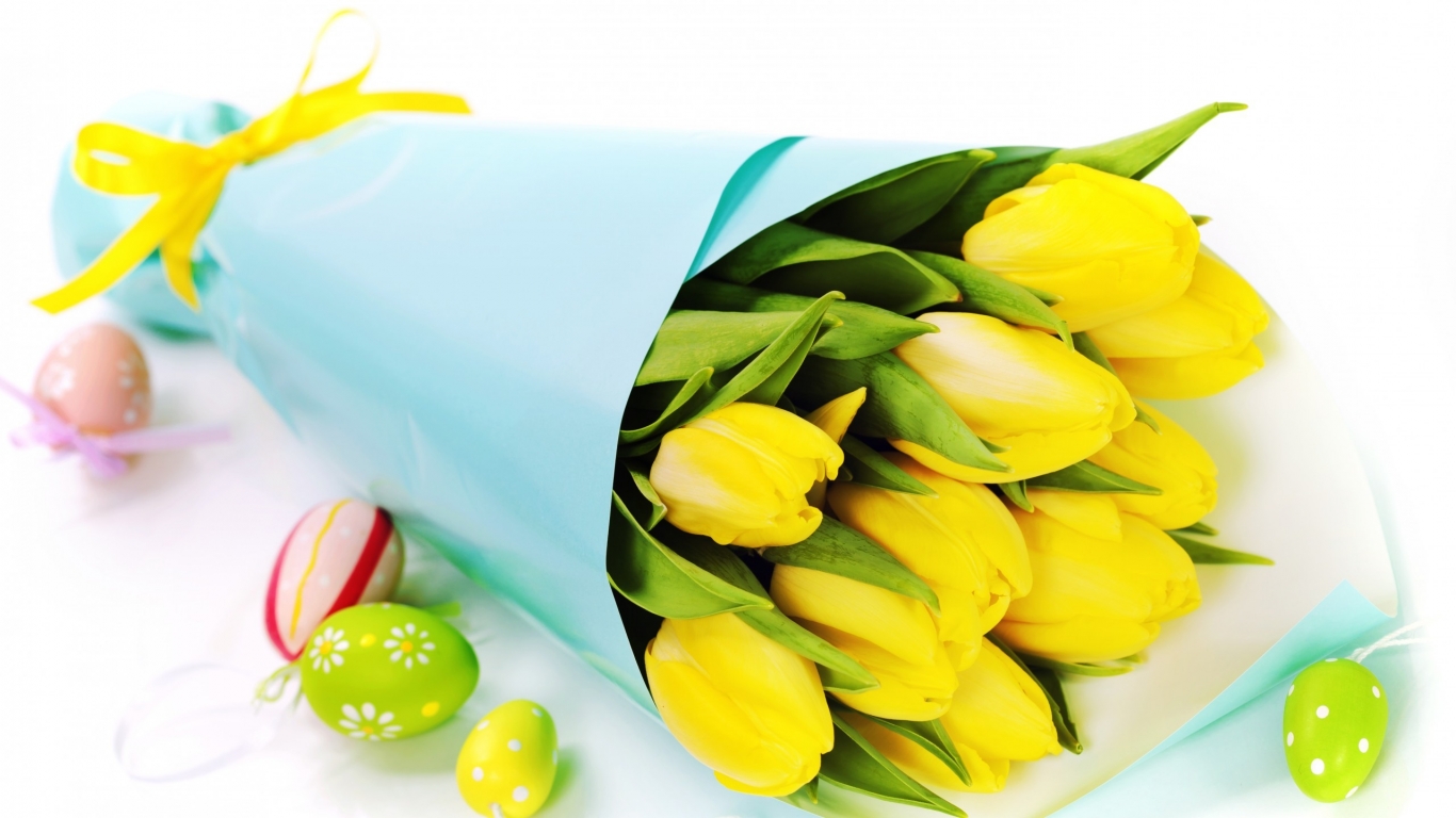 Easter Tulips and Egs for 1366 x 768 HDTV resolution