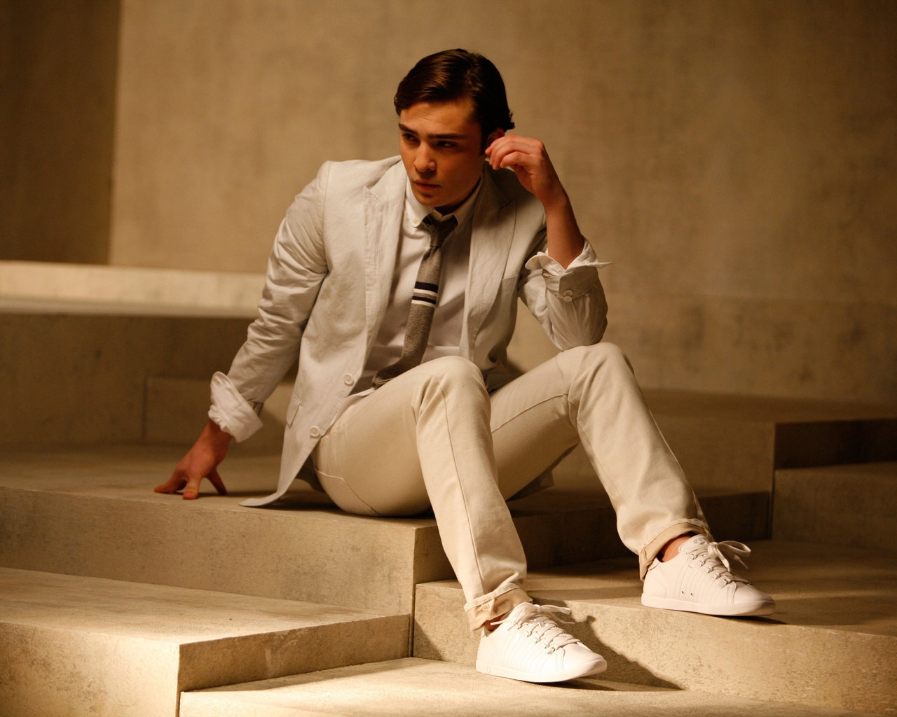 Ed Westwick for 1280 x 1024 resolution
