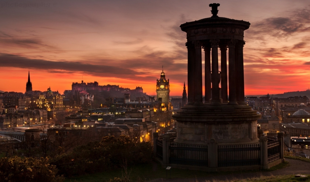 Edinburgh Scotland for 1024 x 600 widescreen resolution