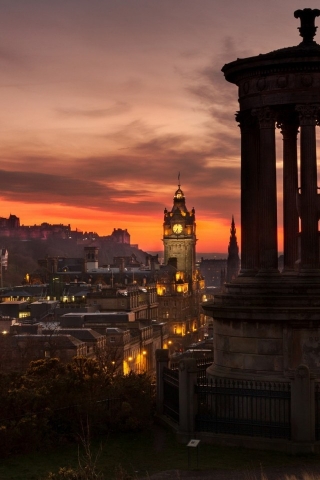Edinburgh Scotland for 320 x 480 iPhone resolution