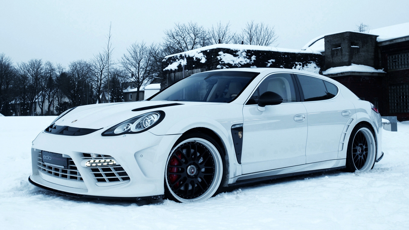 Edo Competition Panamera for 1600 x 900 HDTV resolution