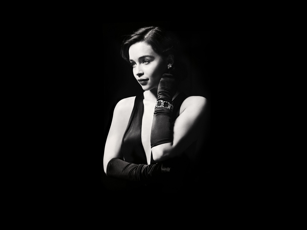 Emilia Clarke Black White for 1024 x 768 resolution