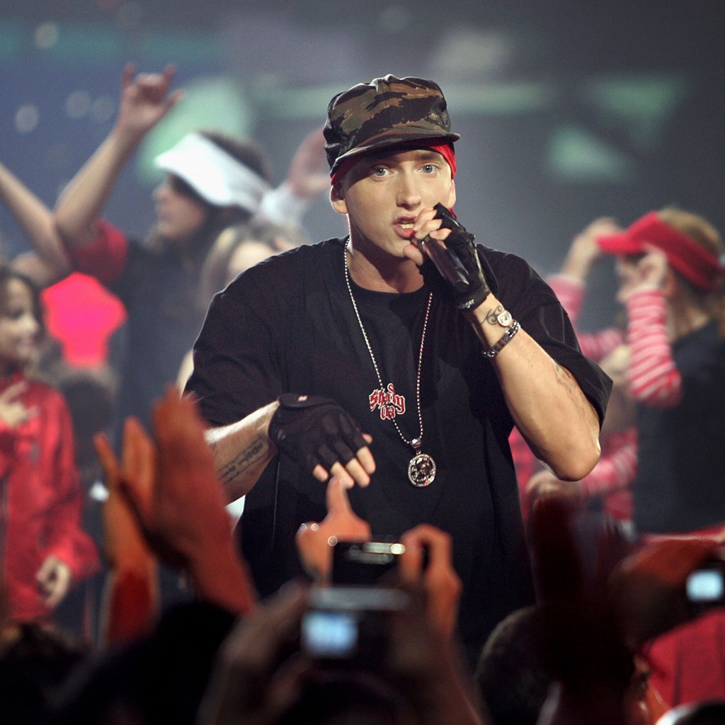 Eminem for 1024 x 1024 iPad resolution