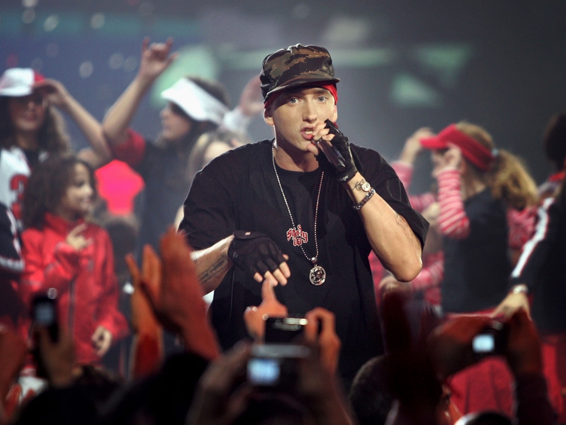 Eminem for 1152 x 864 resolution