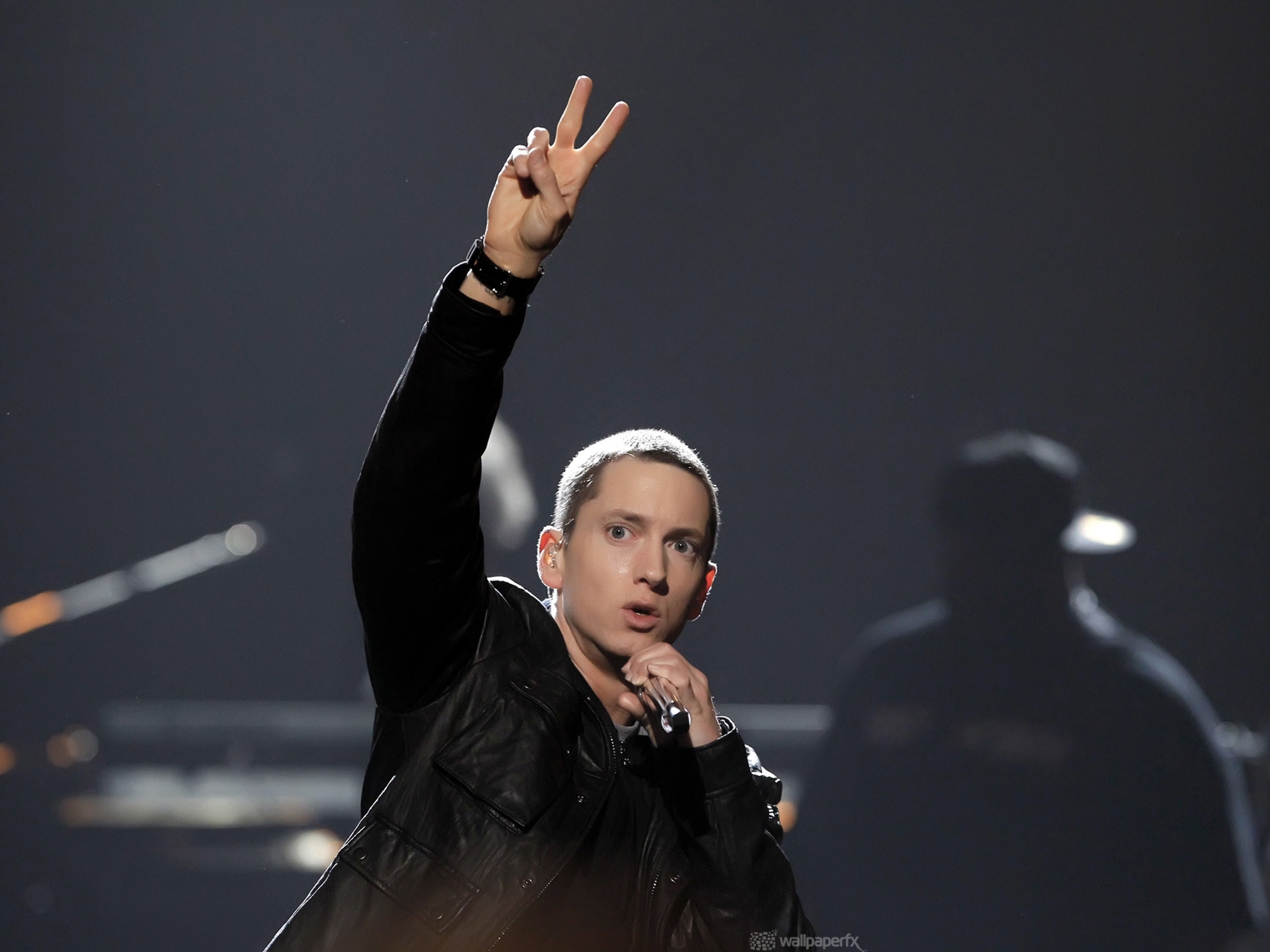 Eminem Peace for 1600 x 1200 resolution