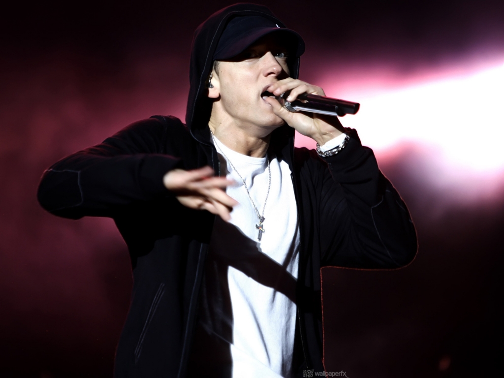 Eminem Performing for 1024 x 768 resolution