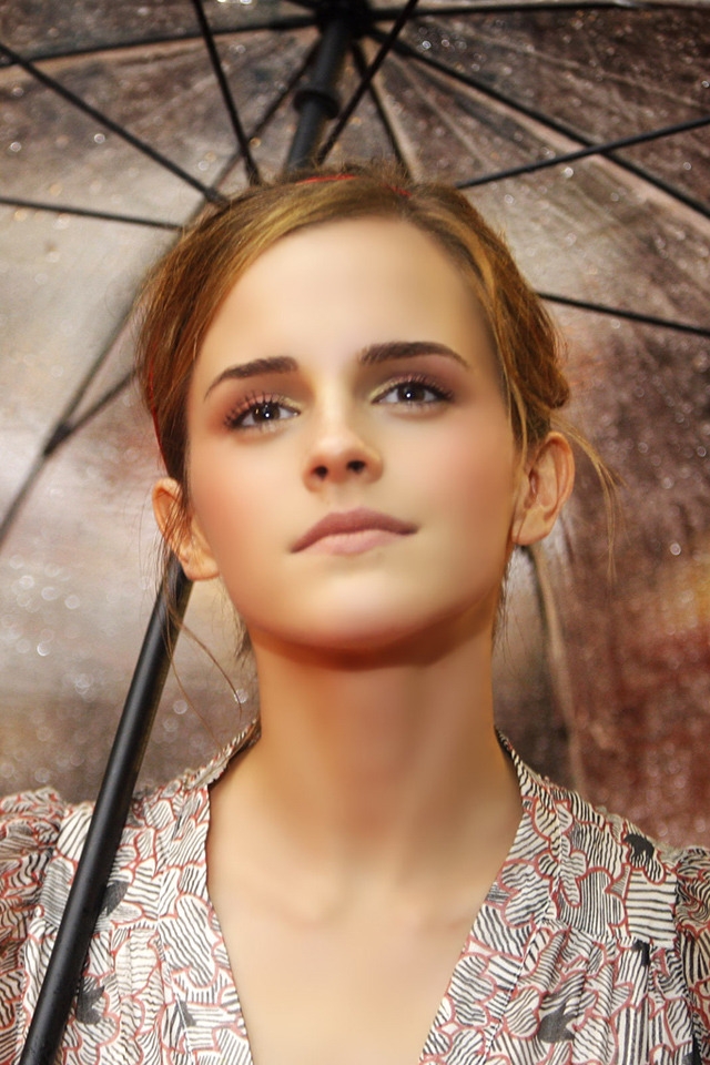 Emma Charlotte Duerre Watson for 640 x 960 iPhone 4 resolution