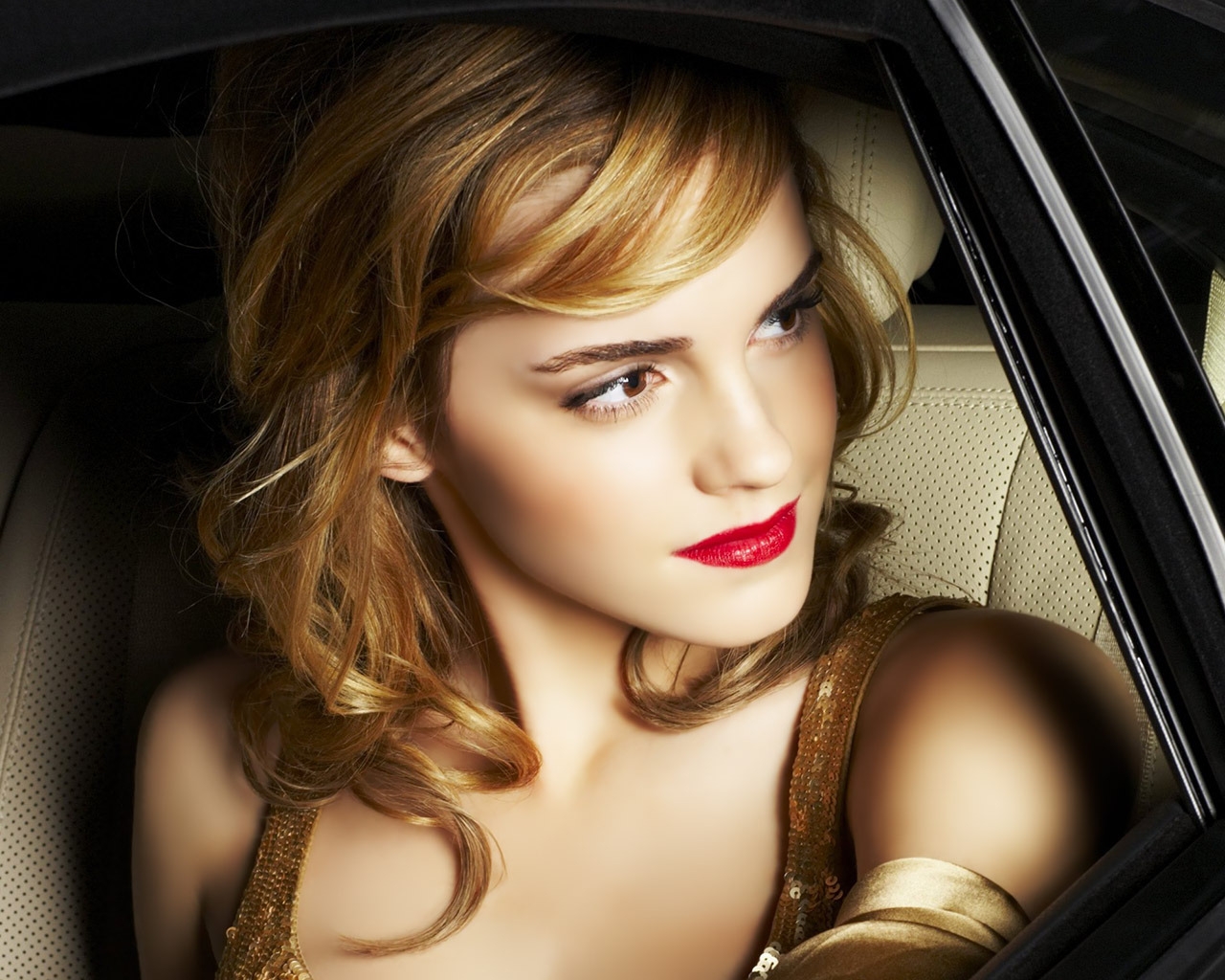 Emma Watson for 1280 x 1024 resolution